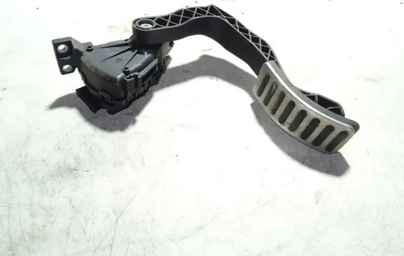 Volkswagen Phaeton Accelerator throttle pedal 3D1721503H 6PV00802629