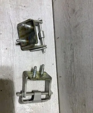 Ford Fiesta Tailgate/trunk/boot hinge cm5142901af