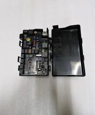 Dodge Durango Fuse box set P68425216AB