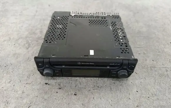 Mercedes-Benz A W168 Radio/CD/DVD/GPS head unit A1708200386MF2910