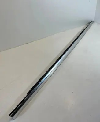 Mercedes-Benz GLC X253 C253 Front door glass trim molding A2537200224
