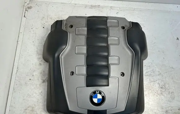BMW 5 E60 E61 Engine cover (trim)