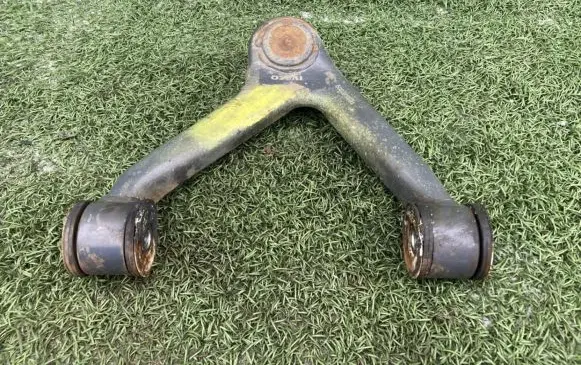 Iveco Daily 4th gen Front control arm 500379804