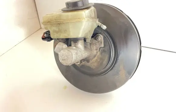 Opel Astra H Brake booster 13142359MU