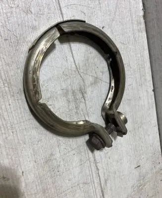 Jeep Grand Cherokee (WK) Muffler pipe connector clamp 