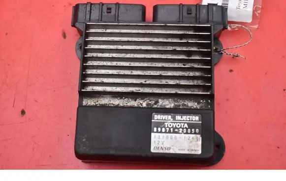 Toyota Avensis Verso Engine control unit/module ECU 89871-20050