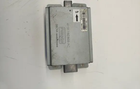 Ford Mustang V Sound amplifier 4R3T18C808AC