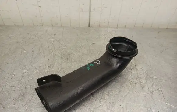 Toyota Hilux (AN10, AN20, AN30) Air intake hose/pipe 17751-0L030