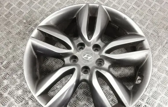 Hyundai Santa Fe R19 alloy rim 529104Z195