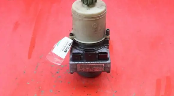 Skoda Fabia Mk1 (6Y) Power steering pump 6Q0423155AA
