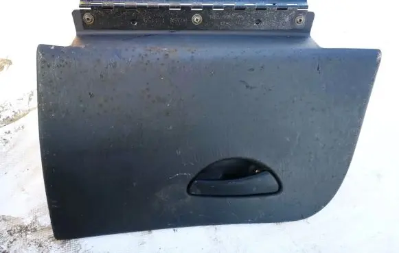 Ford Focus Glove box 98aba06050ah 98ab-a06050-ah