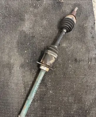 Nissan X-Trail T32 Front driveshaft 391004BE3B