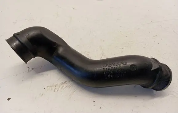 Volvo V70 Intercooler hose/pipe 9186153 6766