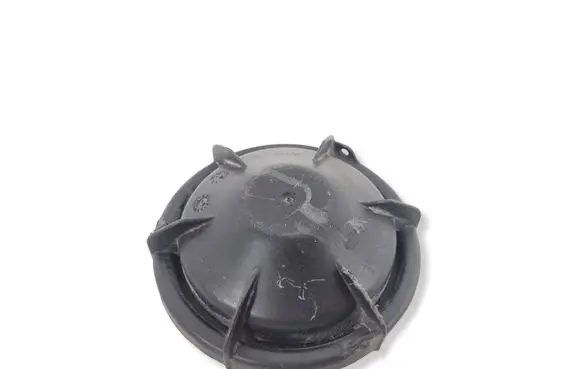 BMW 5 E60 E61 Headlight/headlamp dust cover 16451300