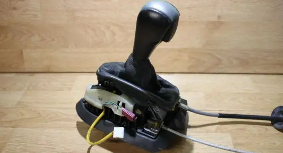 BMW X5 E53 Gear selector 7525330