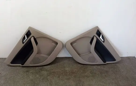 Skoda Yeti (5L) Front door card panel trim