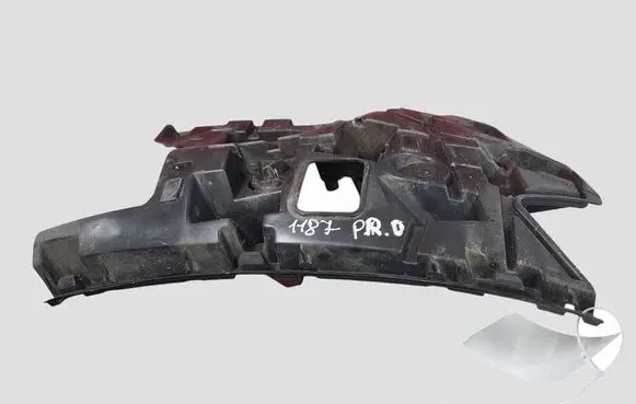 Volvo V40 Front bumper mounting bracket 31283741