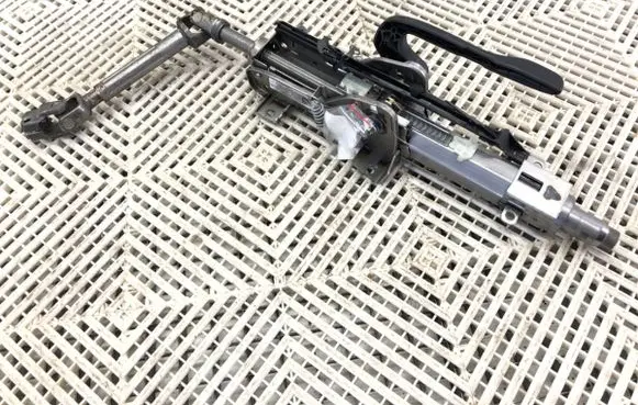 Volkswagen Golf VIII Steering wheel axle 5WB419502F
