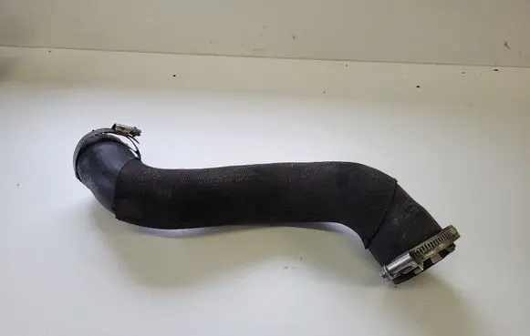 Seat Exeo (3R) Intercooler pipe mounting bracket 