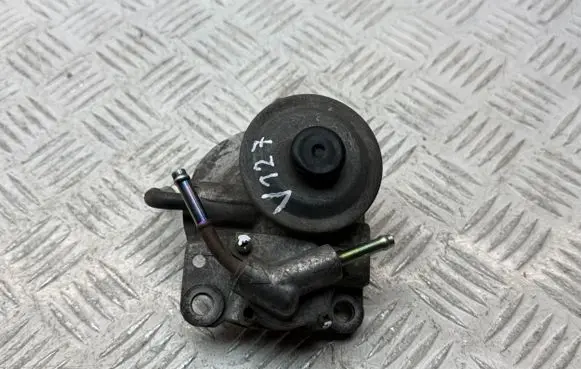 Toyota Corolla Verso AR10 Fuel filter bracket/mount holder 233800R010 233800R012