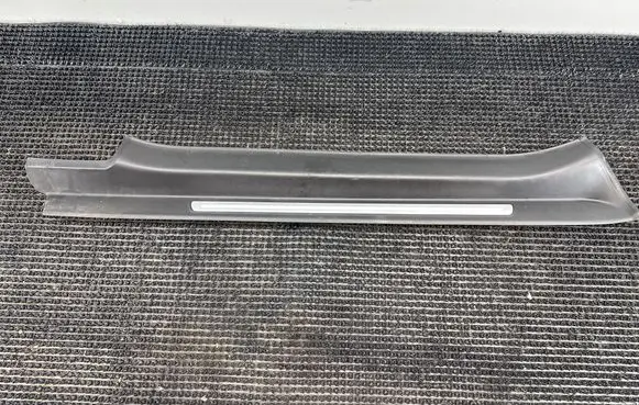 Audi TT TTS Mk2 Front sill trim cover 8J0853491G