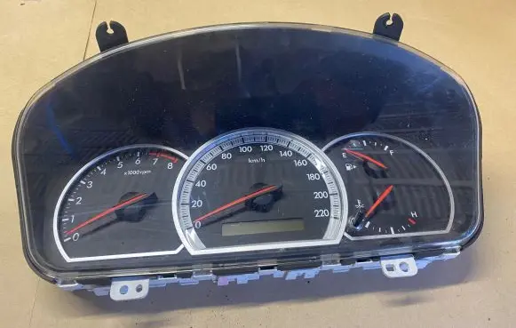Speedometer (instrument cluster)