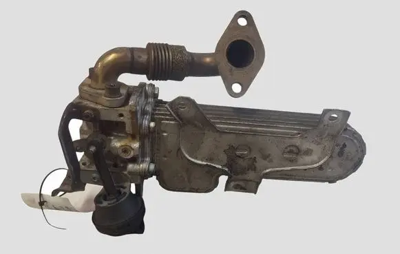 Volkswagen Golf V EGR valve cooler 038131513D 1723493