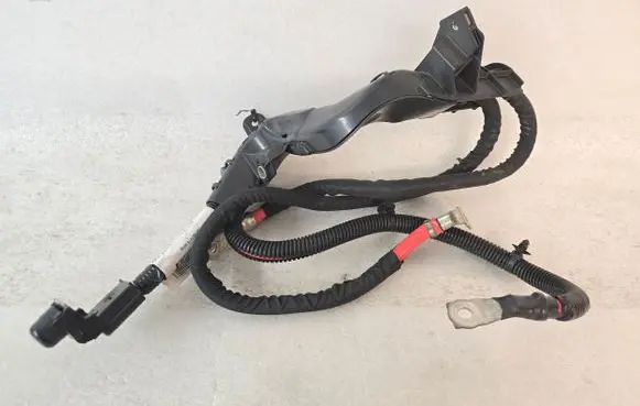 Volvo XC40 Wires (generator/alternator) 32233996
