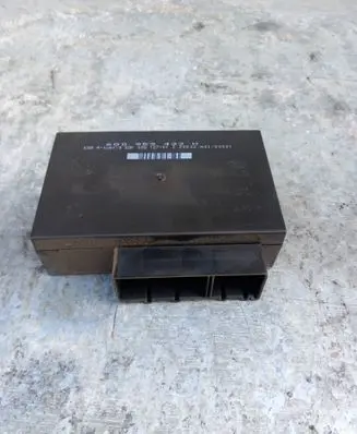 Volkswagen Polo Door central lock control unit/module 6Q0959433H