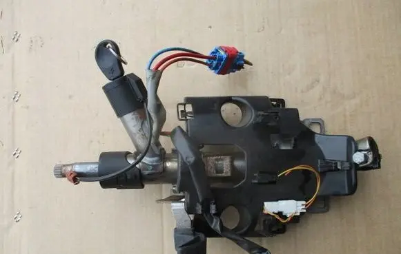 Citroen Xsara Picasso Steering wheel column trim 9633819080