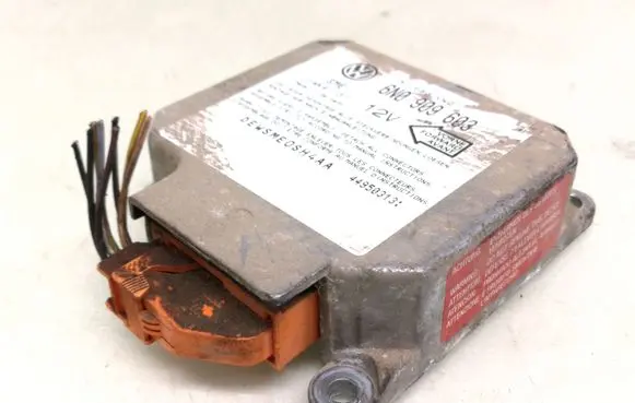 Volkswagen Golf III Airbag control unit/module 6N0909603 5WK4137