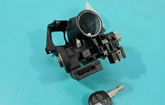 Opel Agila A Ignition lock 24445098 IMPRK1545104
