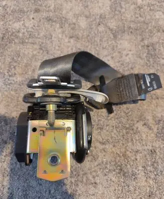 Renault Laguna II Front seatbelt 2350005 127848