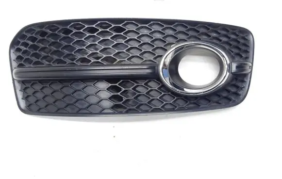 Audi Q5 SQ5 Front bumper lower grill 8R0807682E