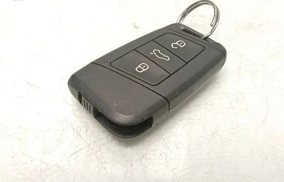 Volkswagen PASSAT B8 Ignition key/card 3G0959752K