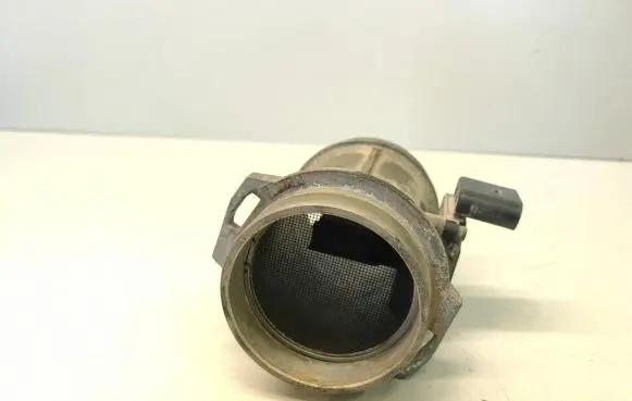 Audi A6 S6 C5 4B Mass air flow meter 059906461D