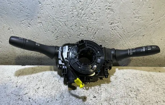 Nissan Qashqai Indicator stalk 255544EA0A 3QG0225E