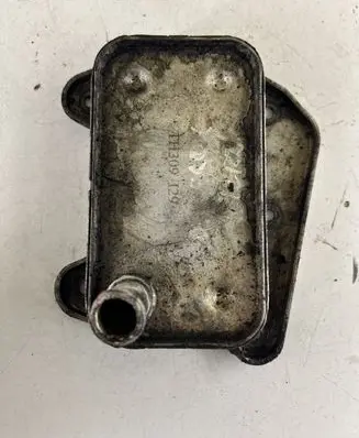 Engine oil radiator