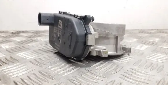 Audi Q3 F3 Throttle valve 04E133062T