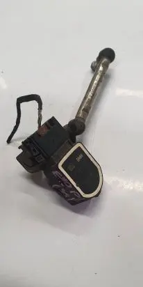 Headlight/headlamp level sensor