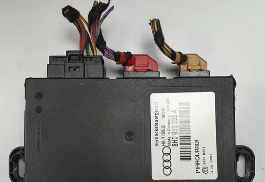 Audi A4 S4 B7 8E 8H Convertible roof control unit 8H0959255A