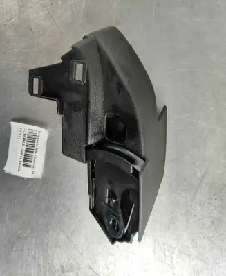 Volvo XC60 Seat belt trim 32314013 31425772