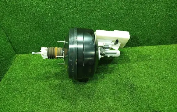 Volkswagen Crafter Brake booster 2N0612101