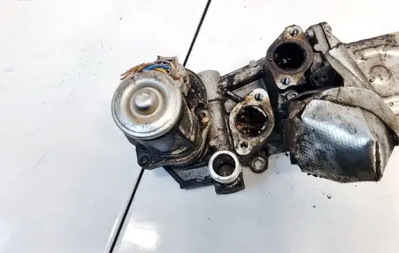 Audi Q3 8U EGR valve 0280751016