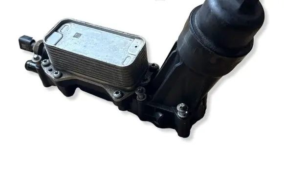 Dodge Durango III Oil filter mounting bracket 6790424411 104755395A