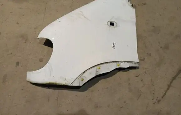 Renault Master II Fender