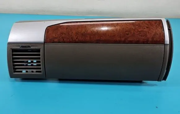 Chrysler Voyager Glove box L0098889 IMPRK1440031