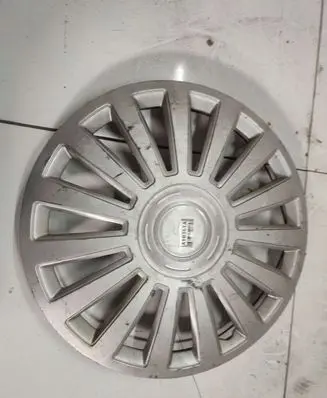 Opel Astra H R16 wheel hub/cap/trim 