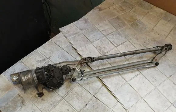 Ford Focus Front wiper linkage and motor 3397020776 4M5117504AB 039024173105
