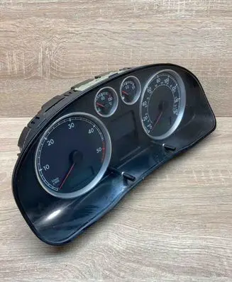 Volkswagen PASSAT B5.5 Speedometer (instrument cluster) 3B0920929A 110080198 013